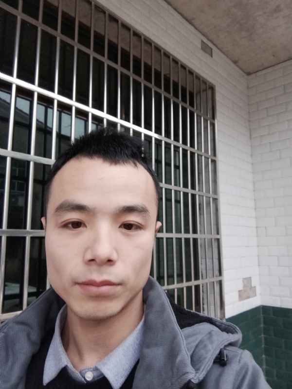 笑得那么开心的第三张照片--宁乡上门女婿服务网